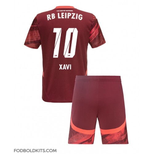 RB Leipzig Xavi Simons #10 Udebanesæt Børn 2024-25 Kortærmet (+ Korte bukser)